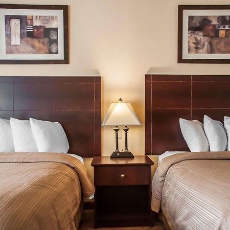 Quality Inn Airport Cheektowaga Exteriér fotografie