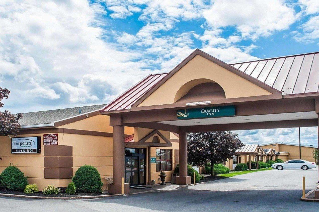 Quality Inn Airport Cheektowaga Exteriér fotografie