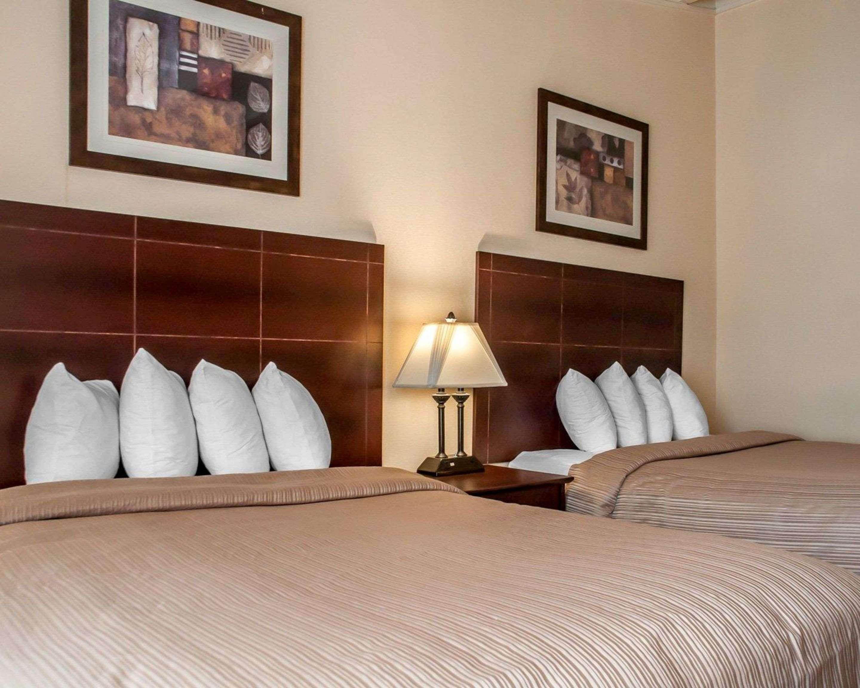Quality Inn Airport Cheektowaga Exteriér fotografie