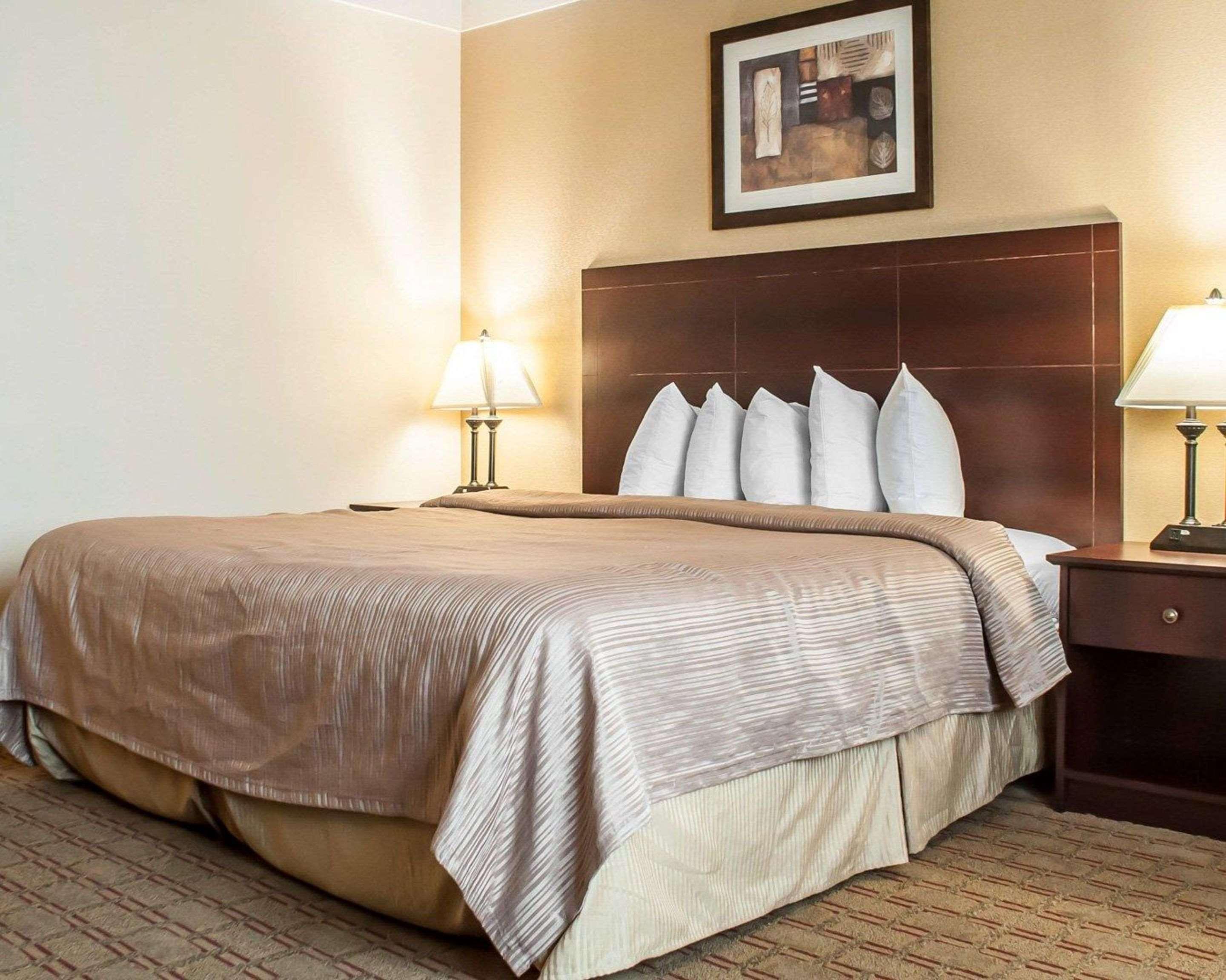 Quality Inn Airport Cheektowaga Exteriér fotografie