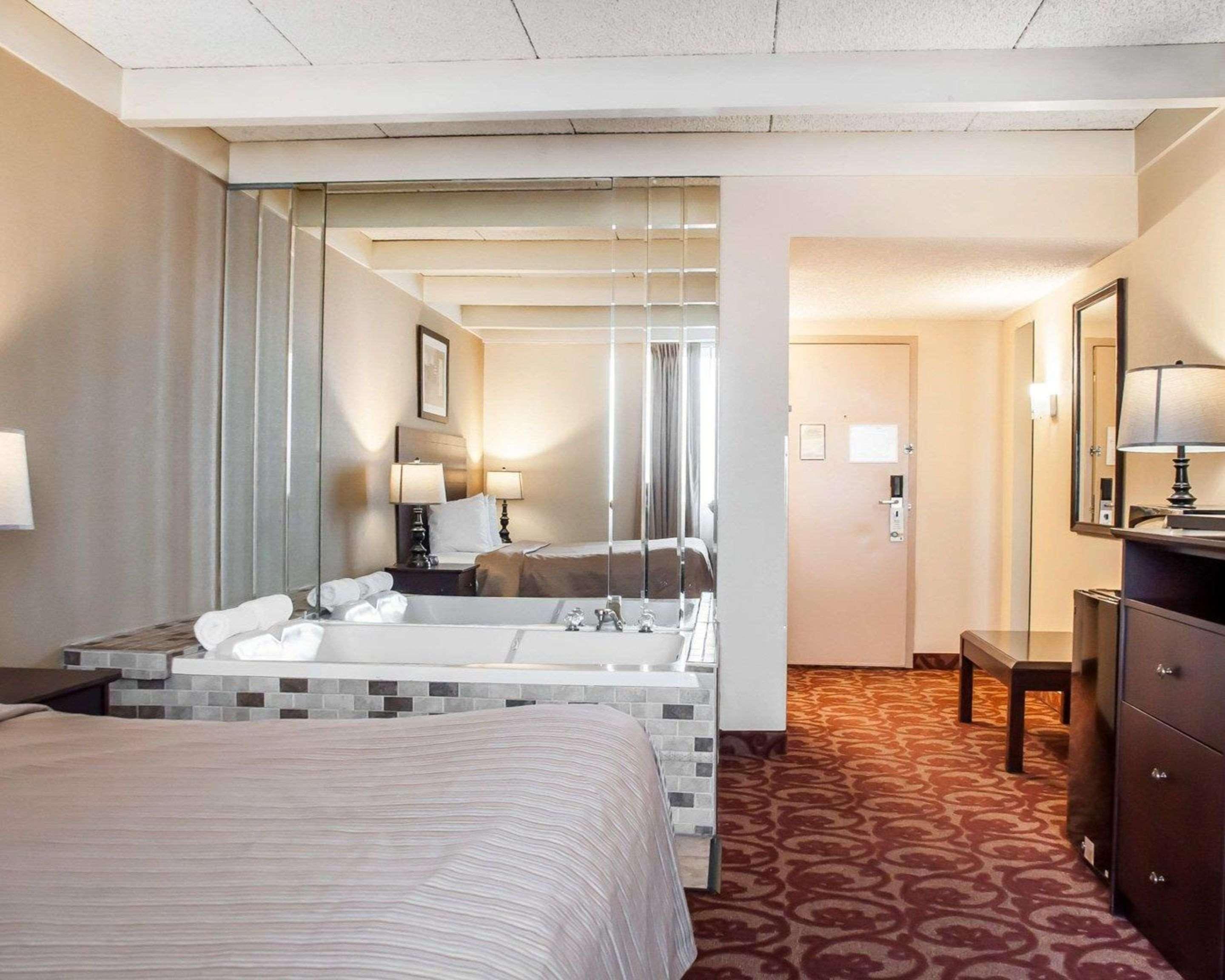 Quality Inn Airport Cheektowaga Exteriér fotografie