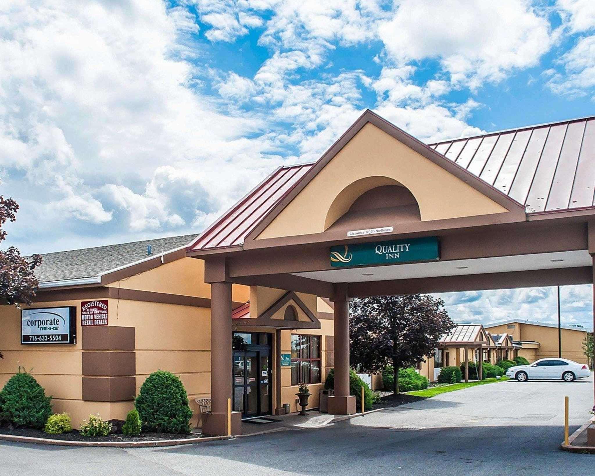Quality Inn Airport Cheektowaga Exteriér fotografie