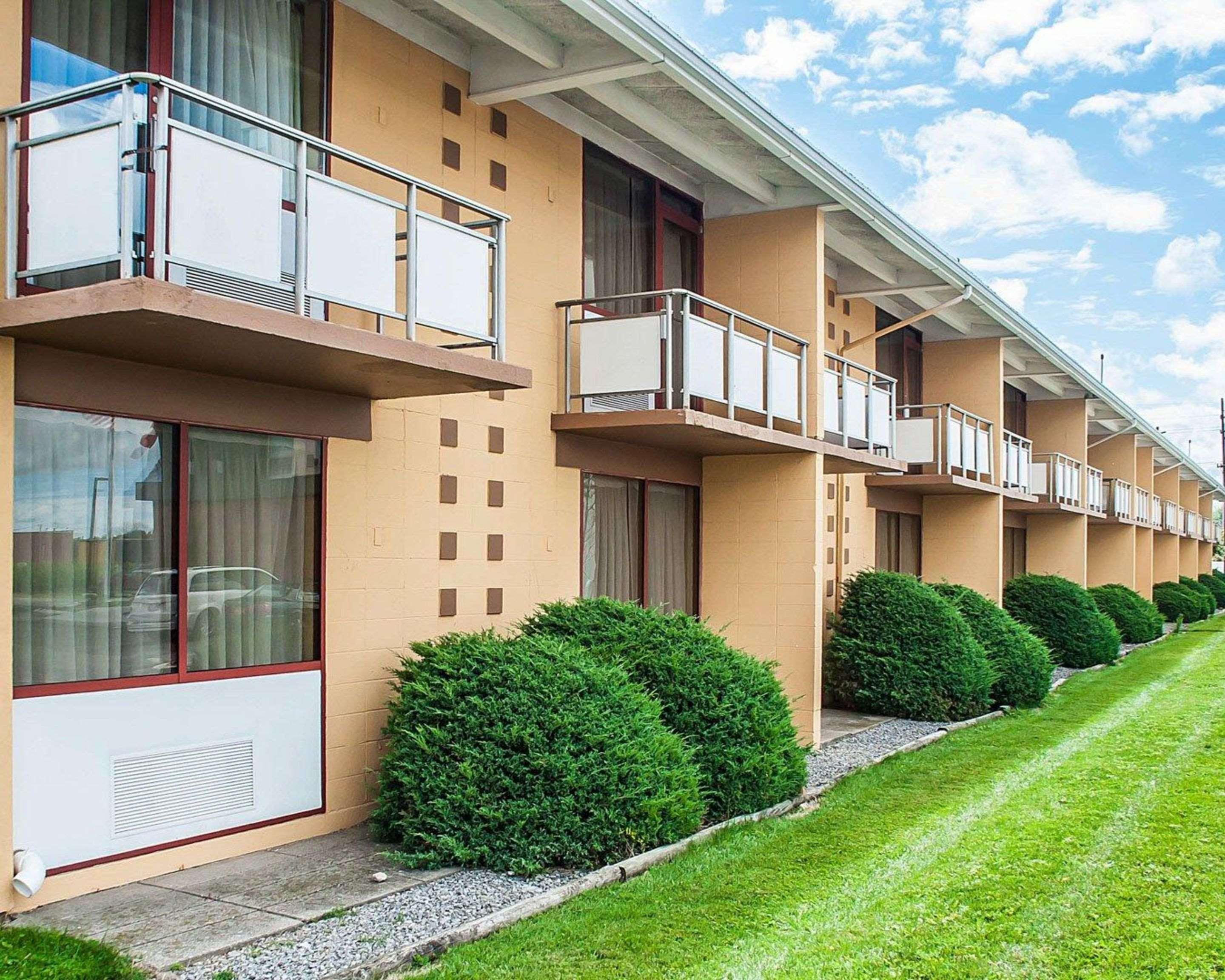 Quality Inn Airport Cheektowaga Exteriér fotografie