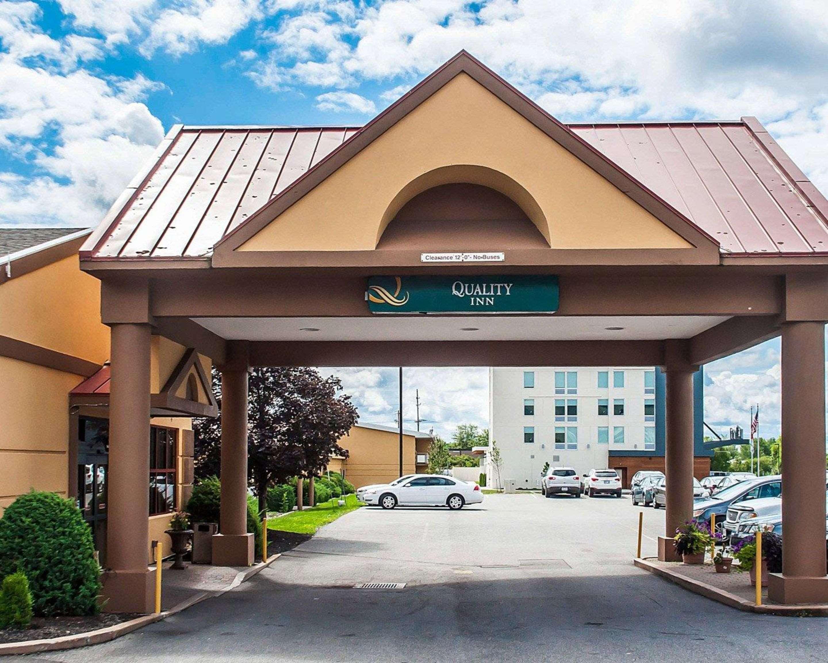 Quality Inn Airport Cheektowaga Exteriér fotografie