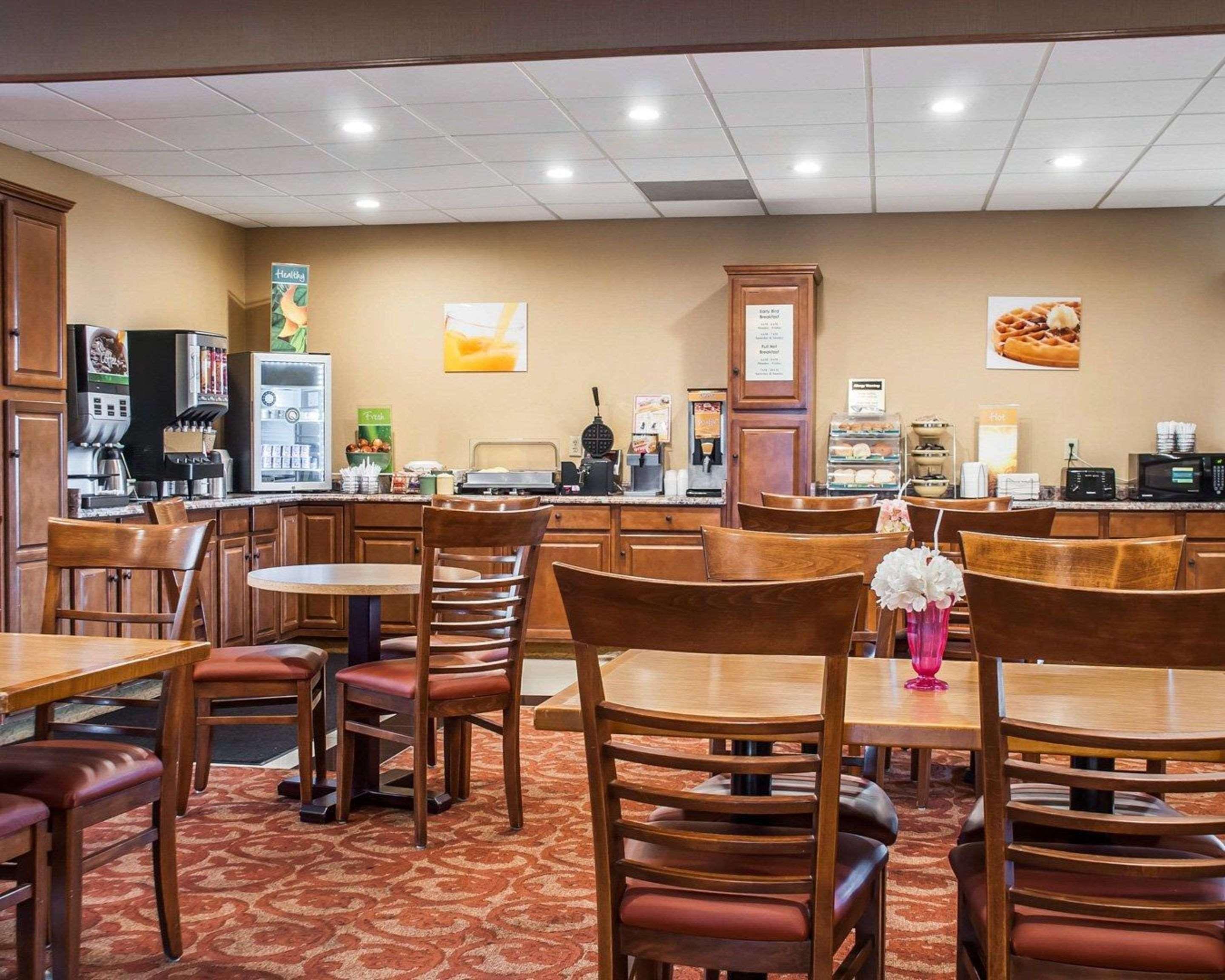 Quality Inn Airport Cheektowaga Exteriér fotografie